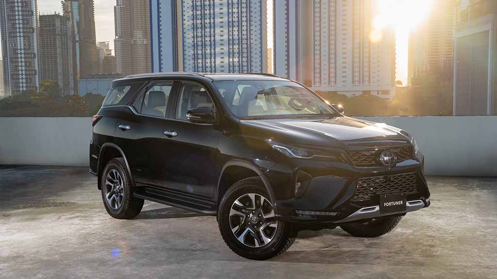 Toyota Fortuner private transport vehicle
